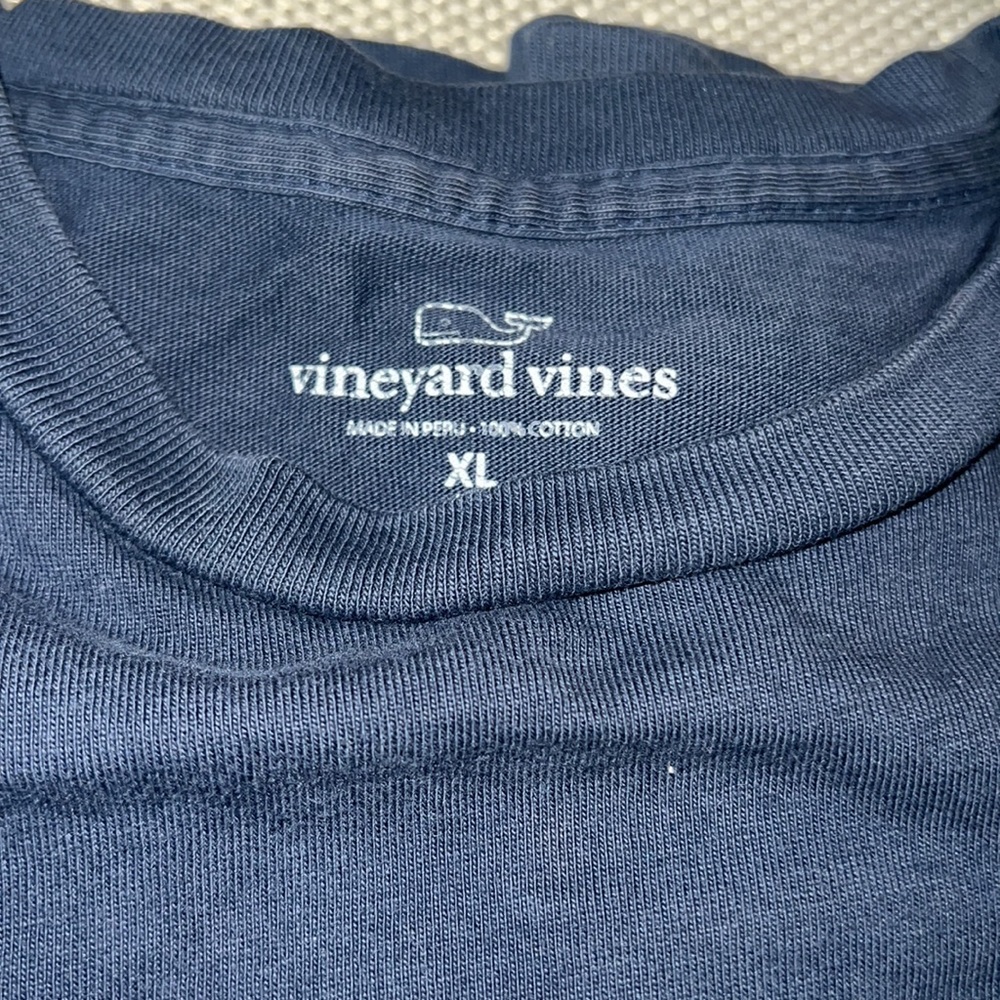 vineyard vines long sleeve t-shirt - Picture 3 of 3